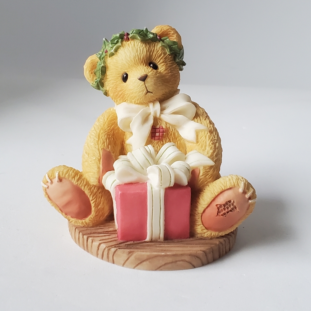 Cherished Teddies "Margy" Christmas Avon Exclusive 1998 Vintage Collectible